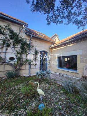 Maison - 183 m² - 8 pièces