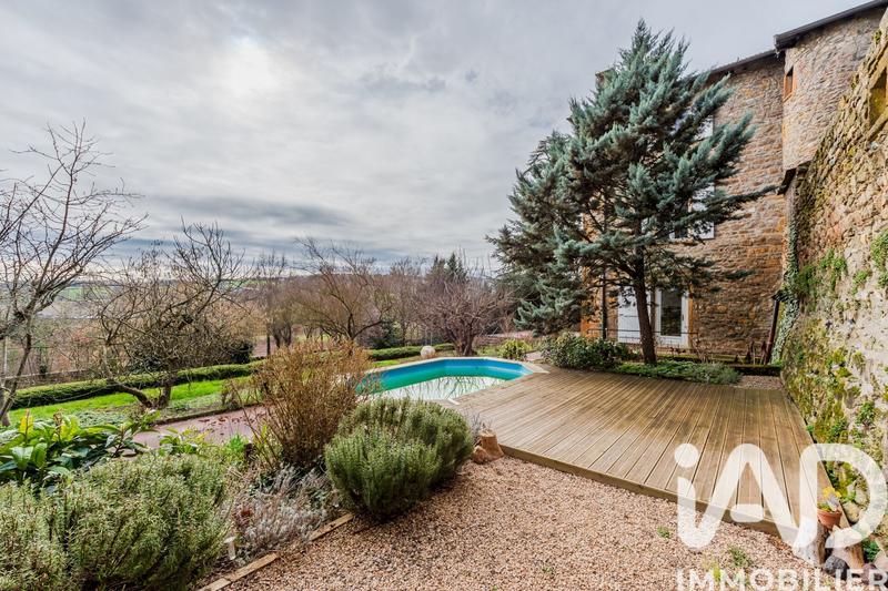 Maison - 160 m² - 5 pièces