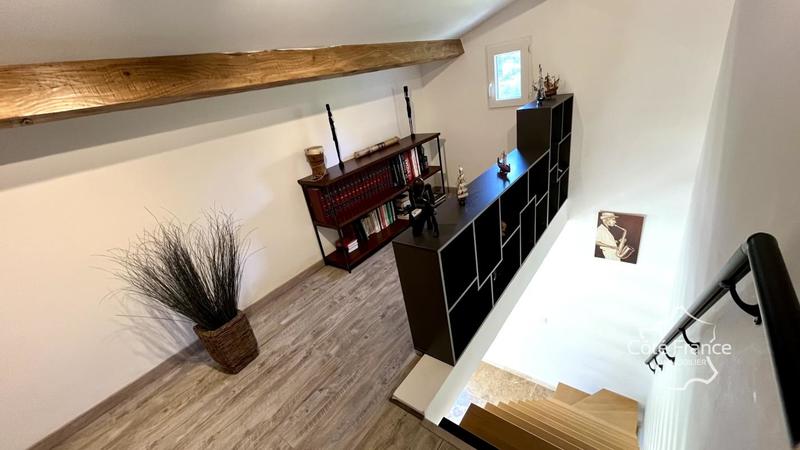 Propriété - 145 m² - 5 pièces