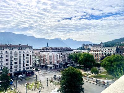 Appartement - 95 m² - 4 pièces