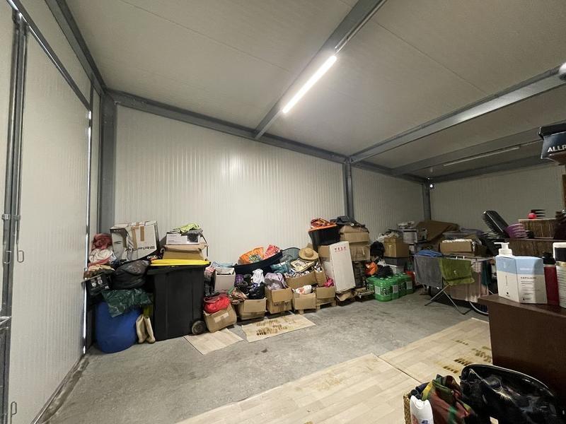 Garage - 79 m²