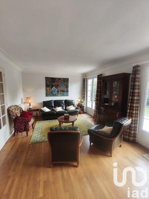 Maison - 137 m² - 6 pièces