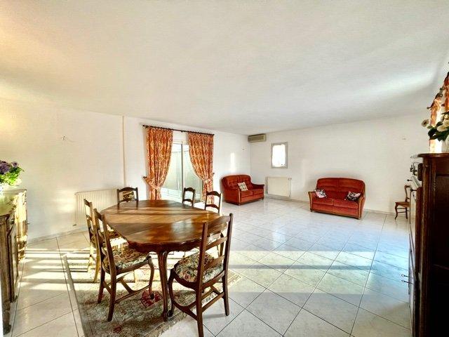 Maison d'architecte - 144 m² - 4 pièces