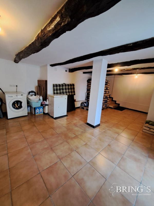 Villa - 166 m² - 8 pièces