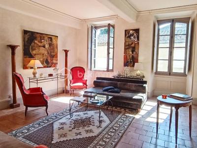 Hôtel particulier - 247 m² - 6 pièces