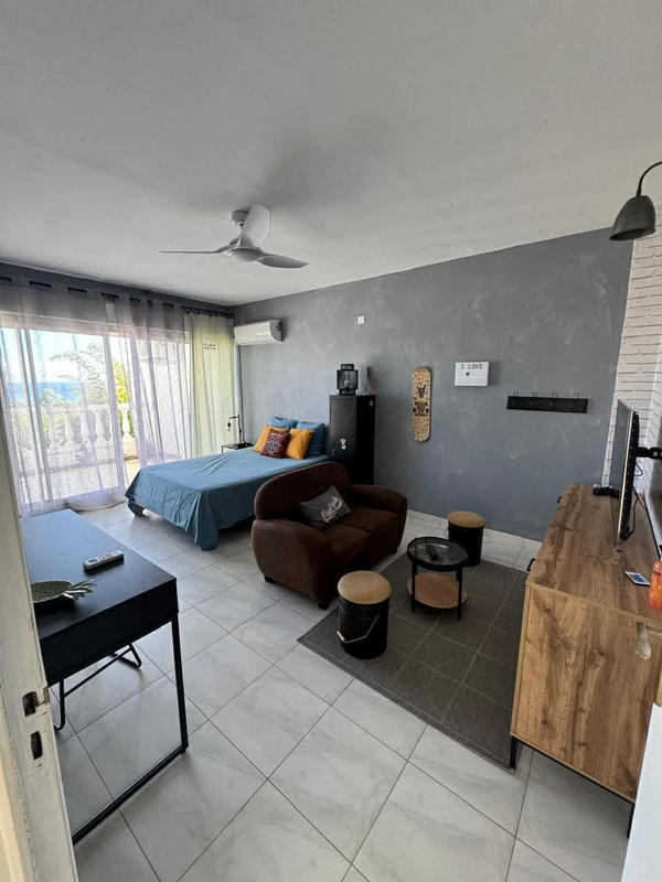 Maison - 197 m² - 8 pièces