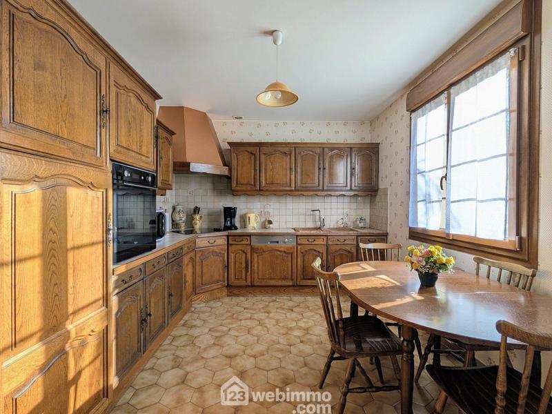 Maison - 90 m² - 4 pièces