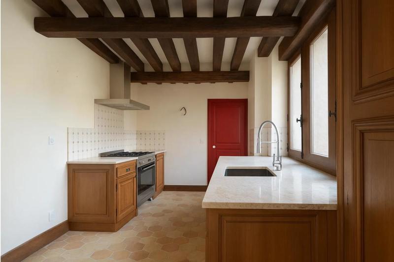 Maison - 349 m² - 11 pièces