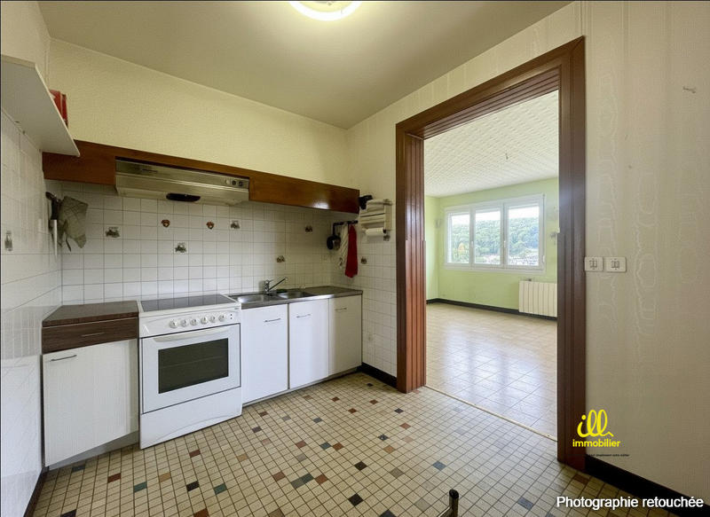 Maison - 94 m² - 5 pièces