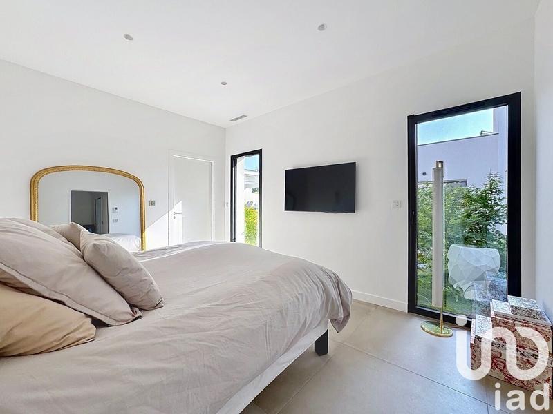 Maison de maîtres - 280 m² - 10 pièces