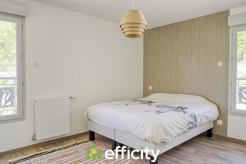 Appartement - 95 m² - 4 pièces