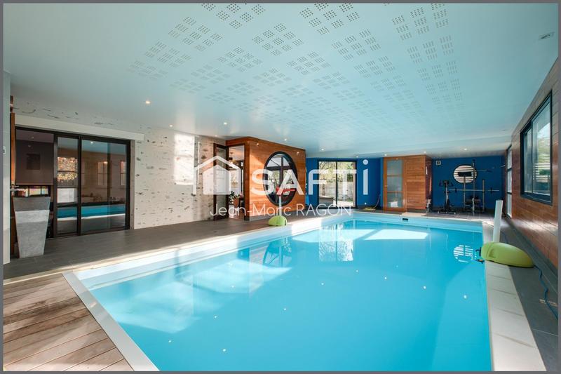 Maison - 264 m² - 7 pièces