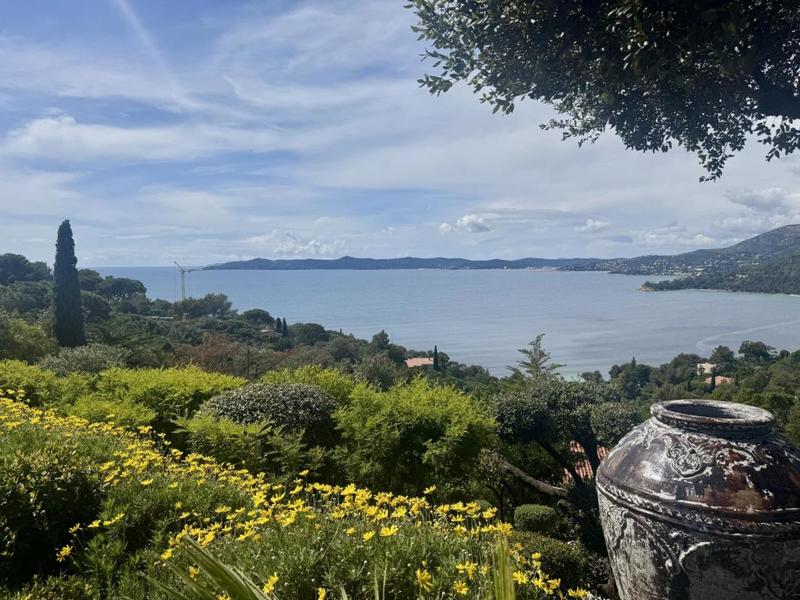 Maison - 210 m² - 7 pièces