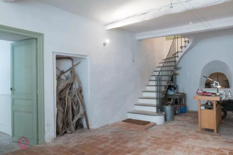 Appartement - 154 m² - 8 pièces