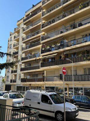 Appartement - 70 m² - 3 pièces