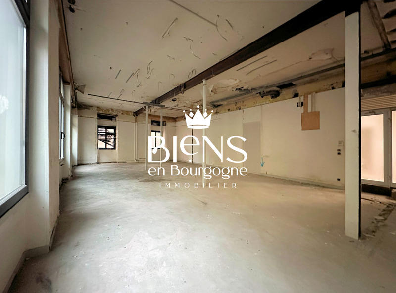 Bureau - 94 m² - 1 pièce