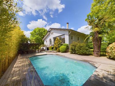 Villa - 290 m² - 7 pièces