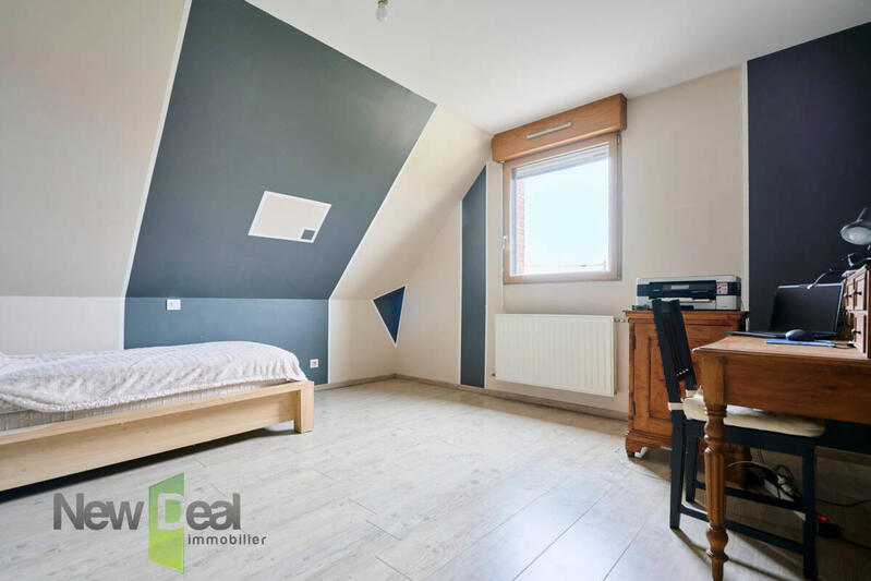 Pavillon - 150 m² - 7 pièces