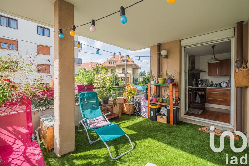 Appartement - 93 m² - 4 pièces