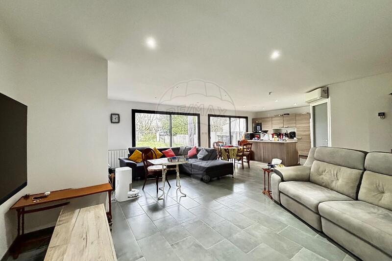 Maison - 123 m² - 4 pièces