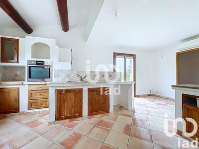 Maison - 210 m² - 7 pièces