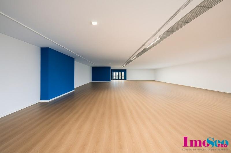 Local commercial - 325 m²