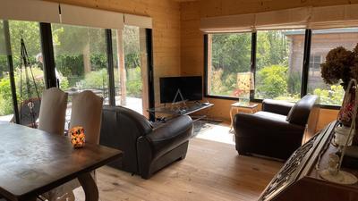 Maison - 90 m² - 3 pièces