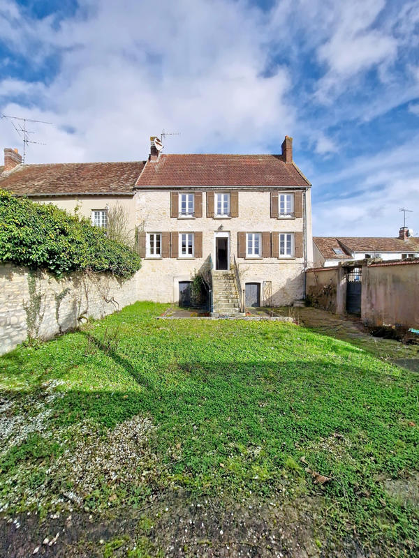 Maison - 107 m² - 4 pièces