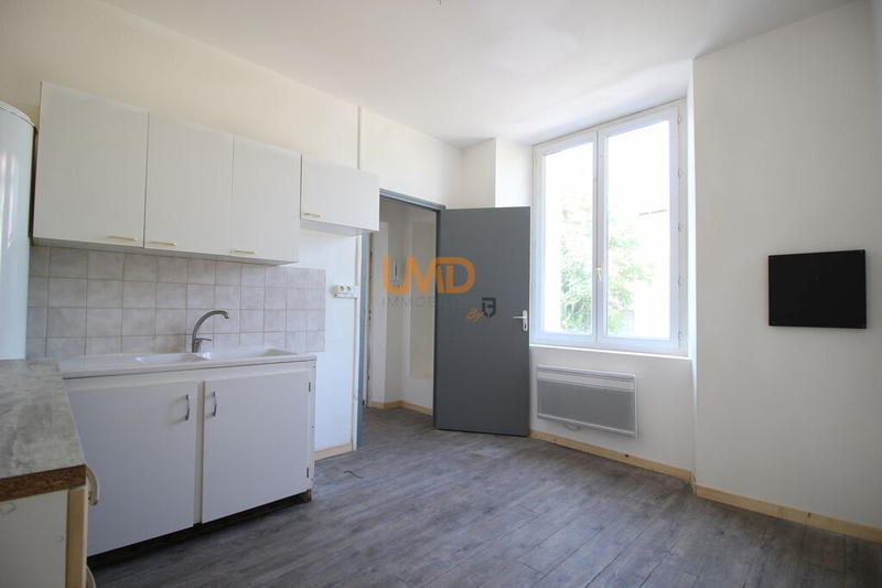 Immeuble - 380 m² - 18 pièces