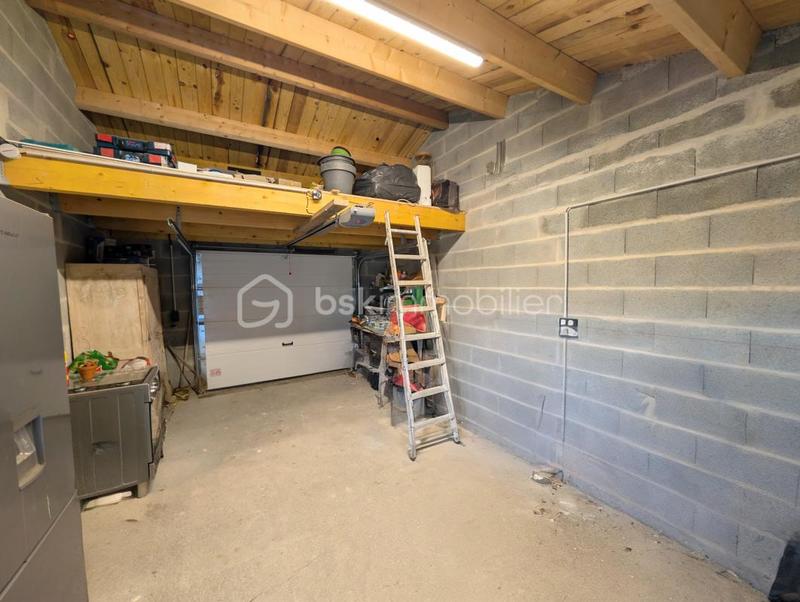 Maison traditionnelle - 138 m² - 6 pièces