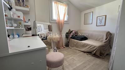 Maison - 101 m² - 7 pièces