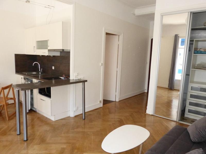 Studio - 28 m² - 1 pièce