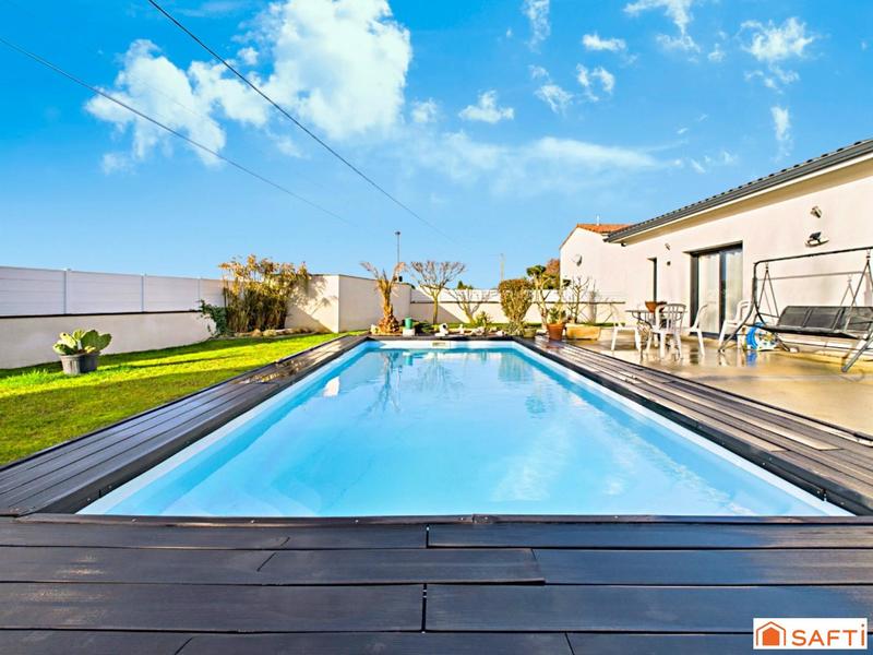 Maison - 120 m² - 5 pièces