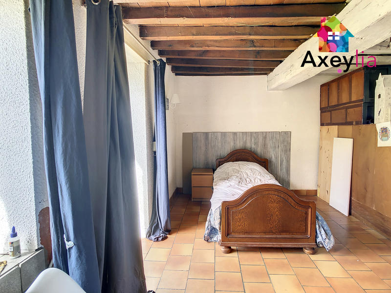 Maison - 265 m² - 8 pièces