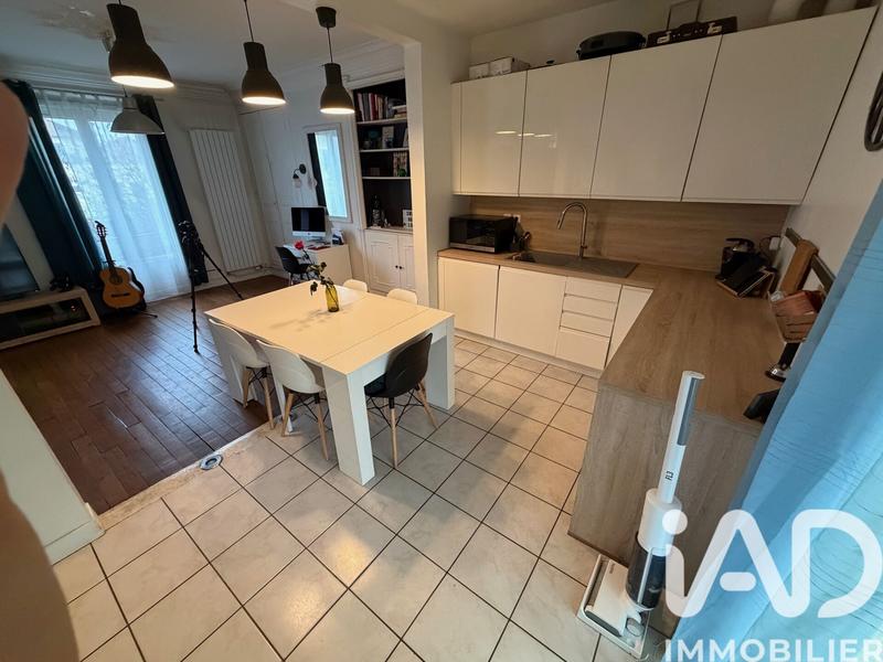 Maison - 104 m² - 5 pièces