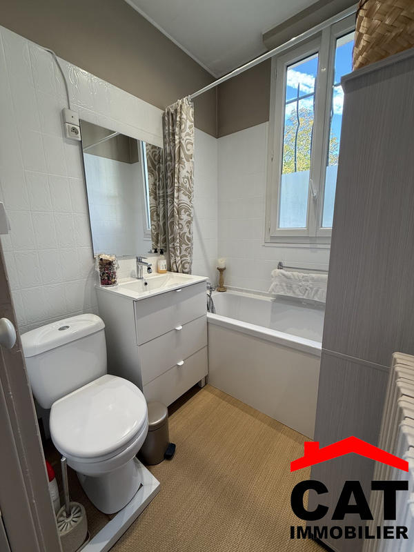 Maison - 100 m² - 4 pièces