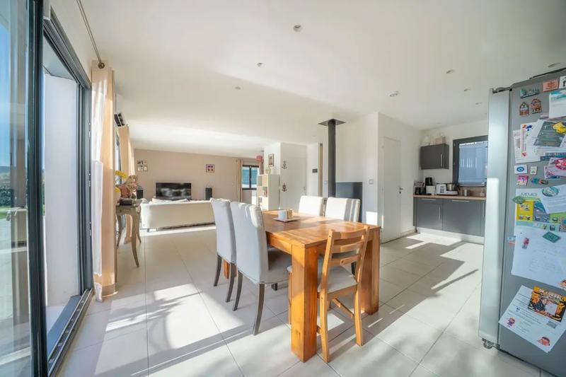 Villa - 110 m² - 4 pièces