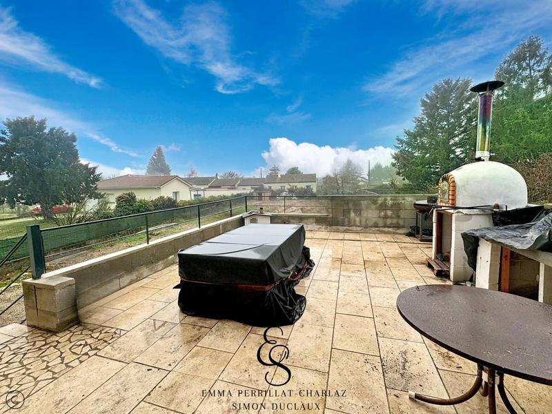 Maison - 90 m² - 6 pièces