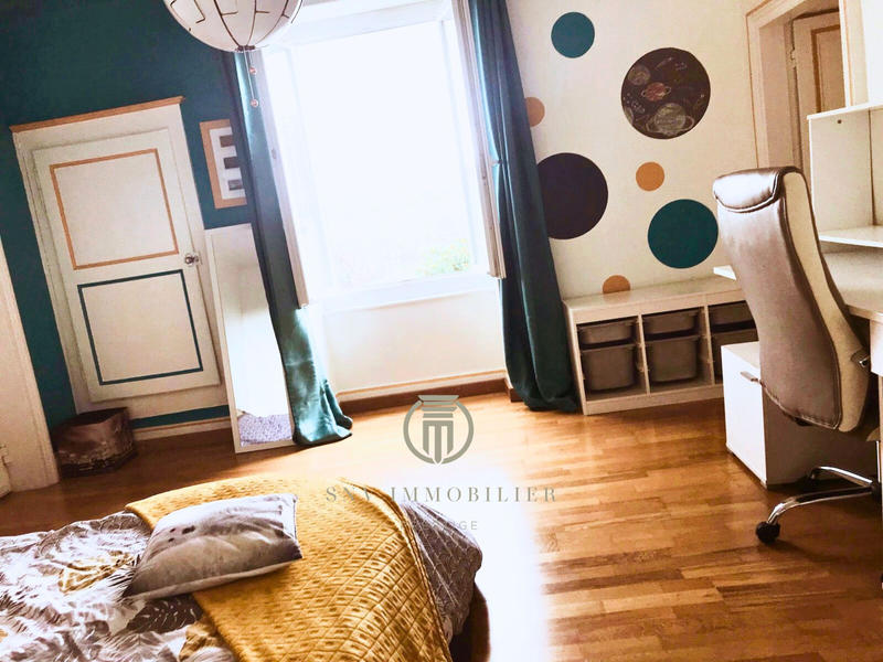 Maison - 191 m² - 7 pièces