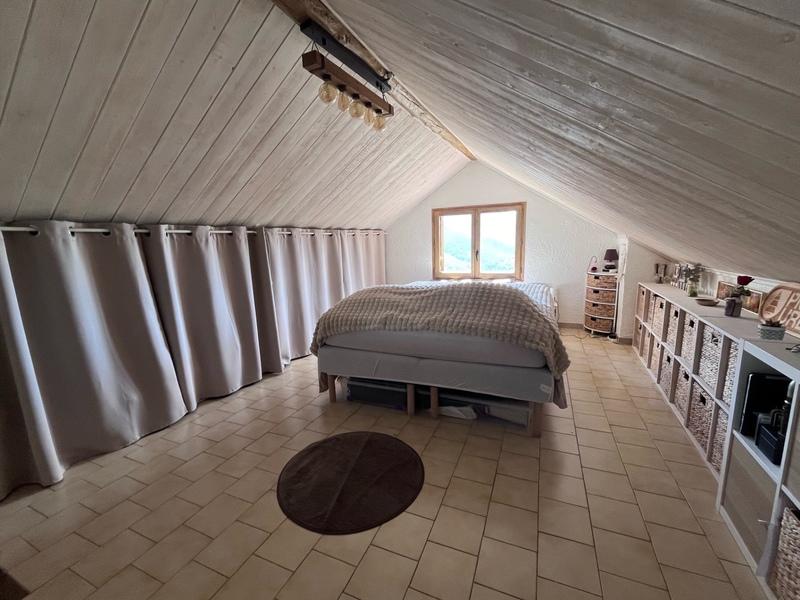 Maison en pierre - 90 m² - 4 pièces