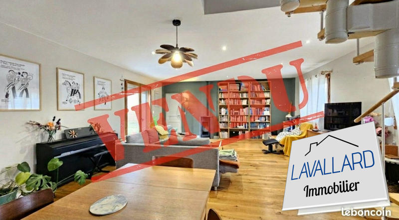 Maison traditionnelle - 145 m² - 6 pièces