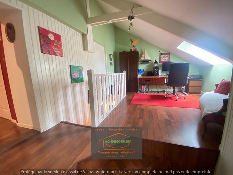 Maison - 178 m² - 7 pièces