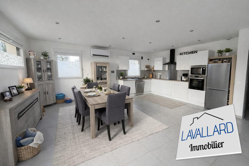 Maison - 130 m² - 5 pièces