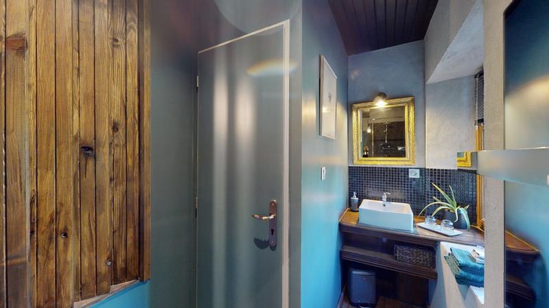 Maison - 280 m² - 7 pièces