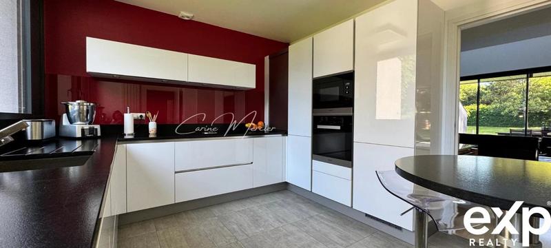 Villa - 178 m² - 6 pièces