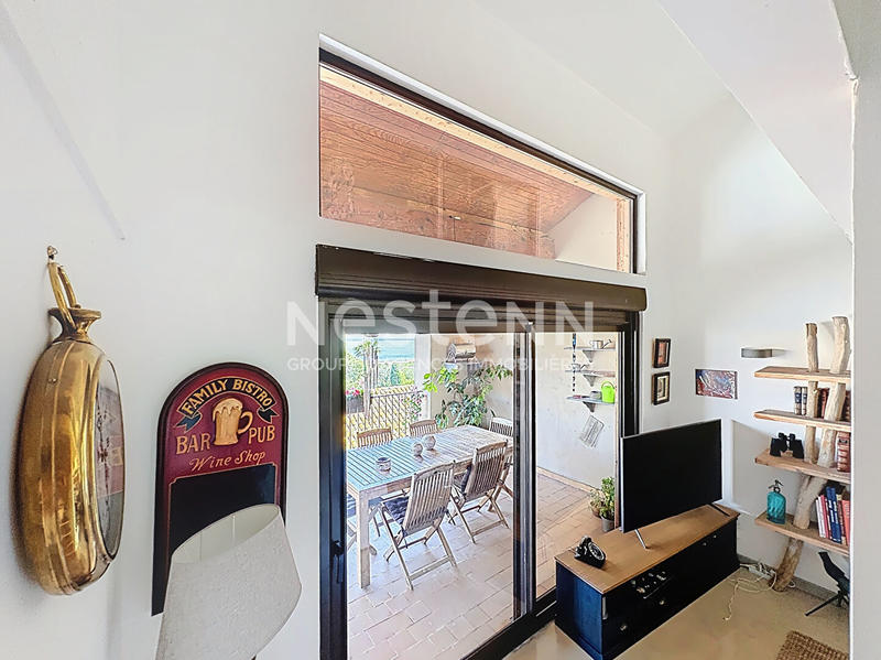 Maison - 185 m² - 9 pièces