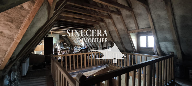 Maison - 230 m² - 5 pièces