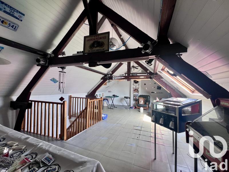 Maison de ville - 273 m² - 9 pièces