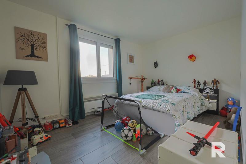 Appartement - 104 m² - 5 pièces