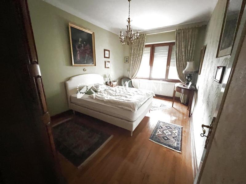 Appartement - 129 m² - 5 pièces